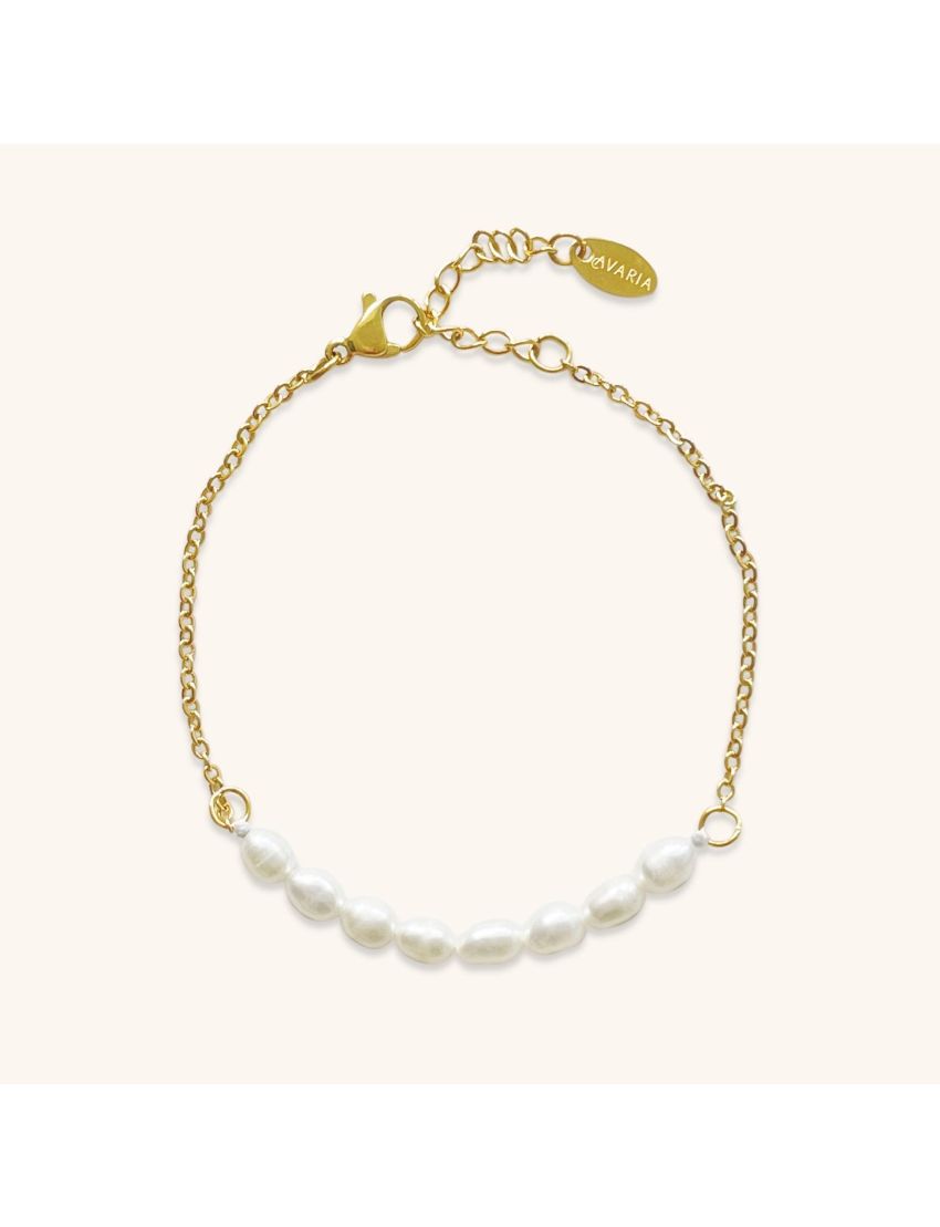 Isla Freshwater Pearl Bracelet